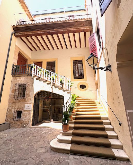 Eingang Art Lab Gallery GB Palma 